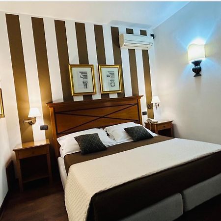 Hotel Florio Opera Palermo Central מראה חיצוני תמונה