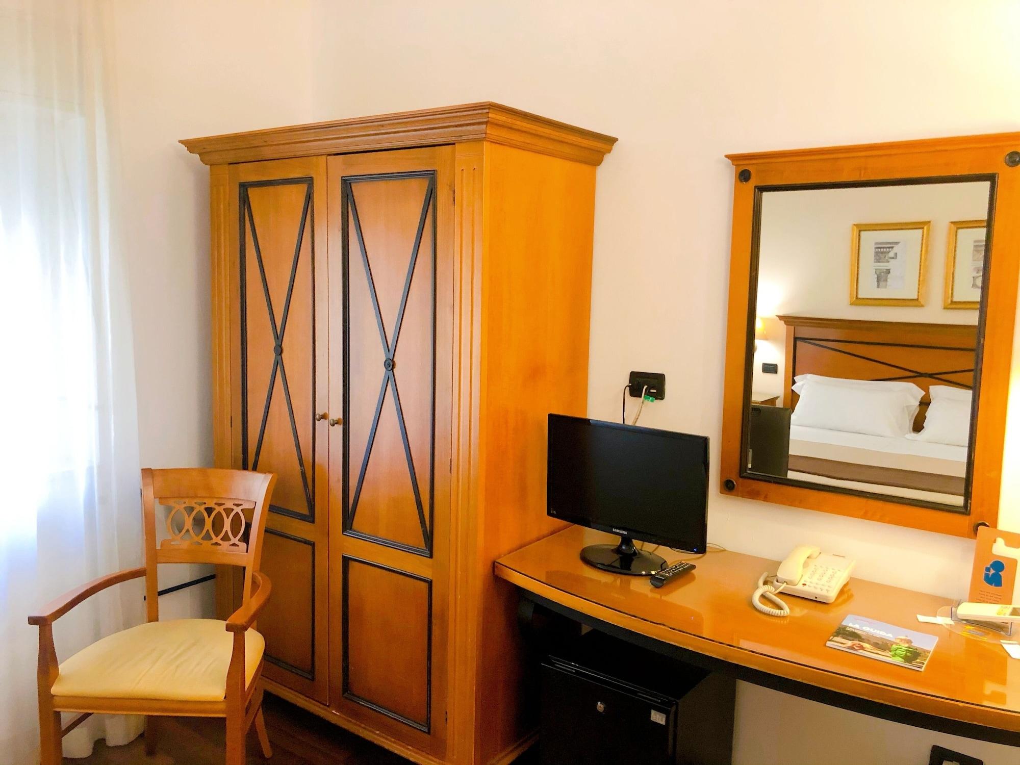 Hotel Florio Opera Palermo Central מראה חיצוני תמונה