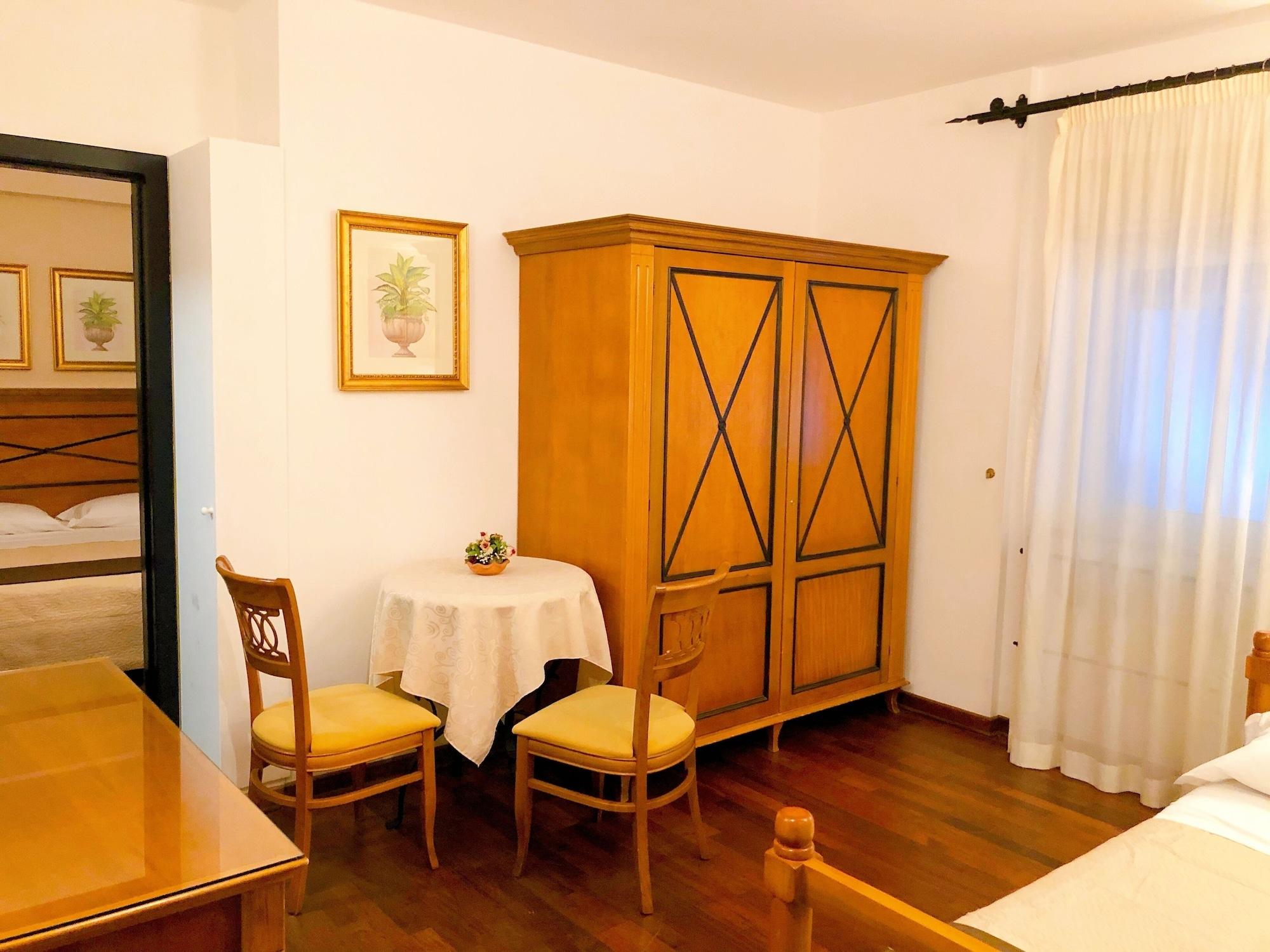 Hotel Florio Opera Palermo Central מראה חיצוני תמונה