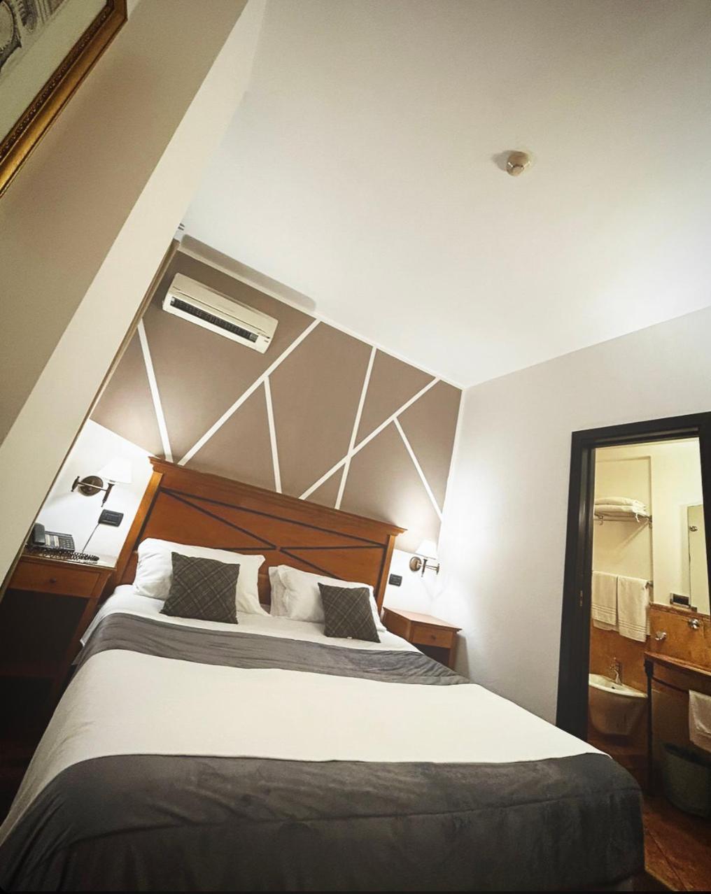 Hotel Florio Opera Palermo Central מראה חיצוני תמונה