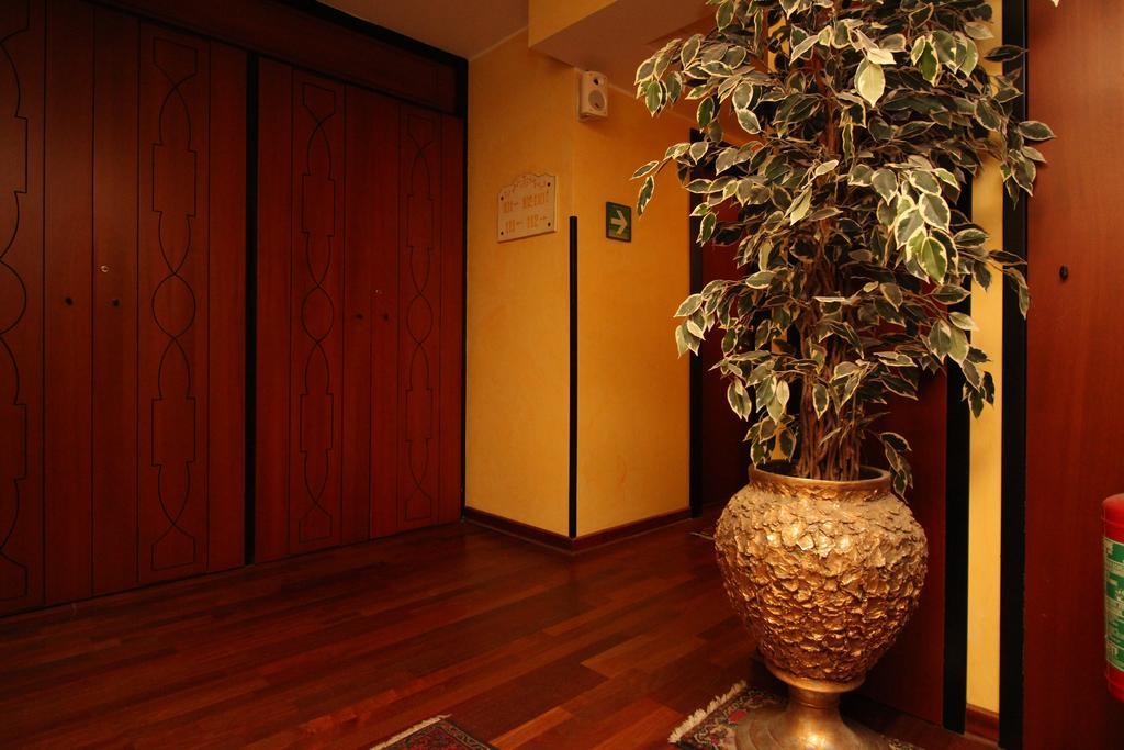 Hotel Florio Opera Palermo Central מראה חיצוני תמונה