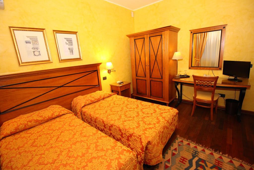 Hotel Florio Opera Palermo Central חדר תמונה