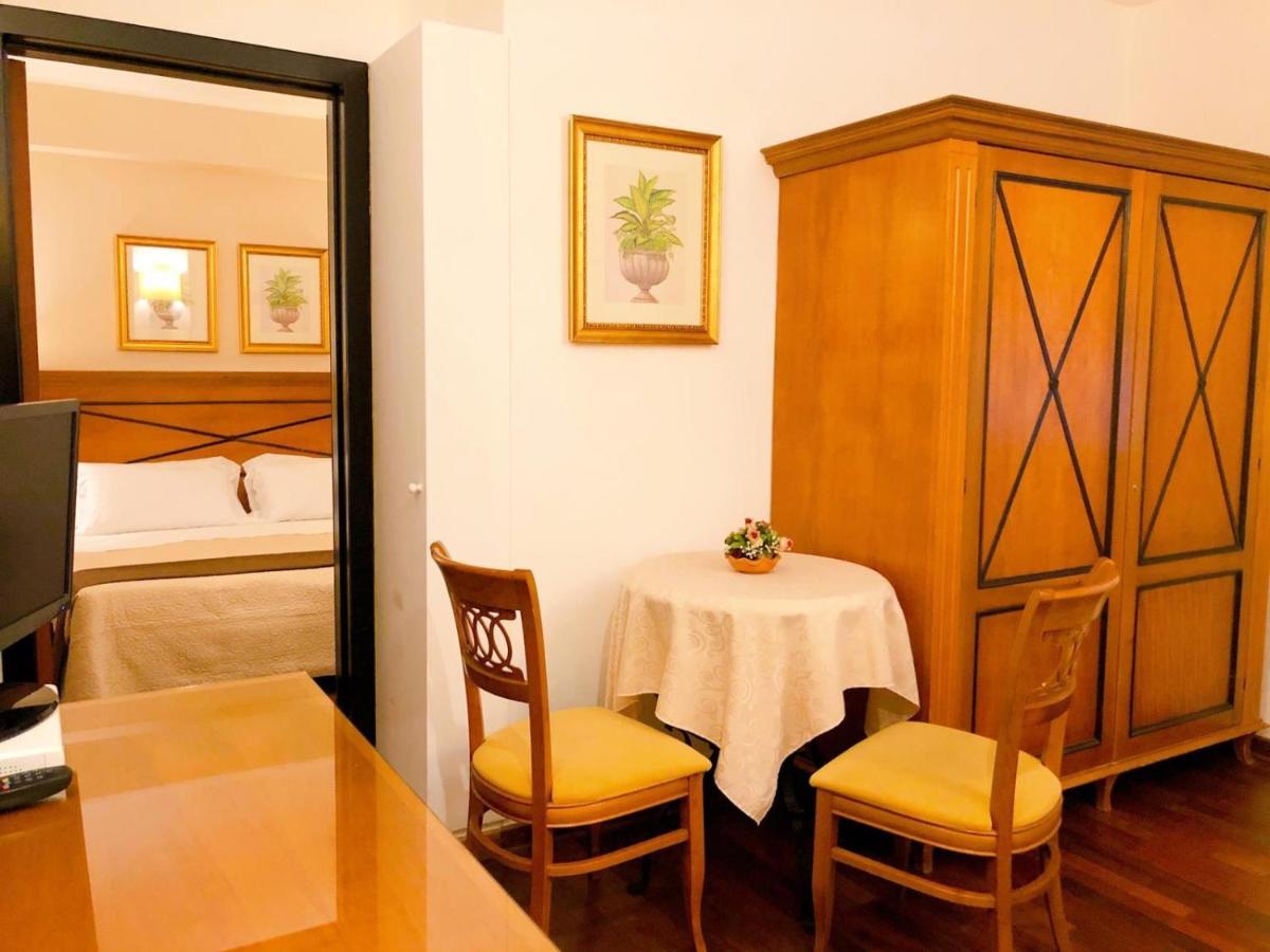 Hotel Florio Opera Palermo Central מראה חיצוני תמונה
